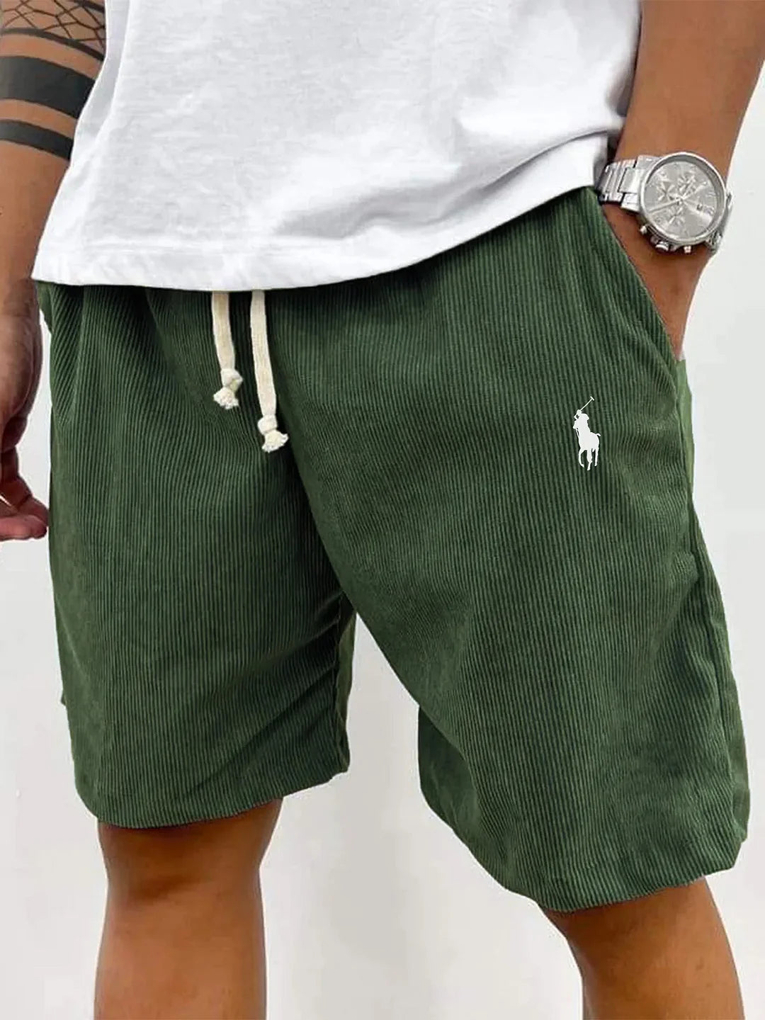 Short essentiel pour homme